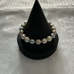 Kissaka Vintage Glass Pearl Bracelet